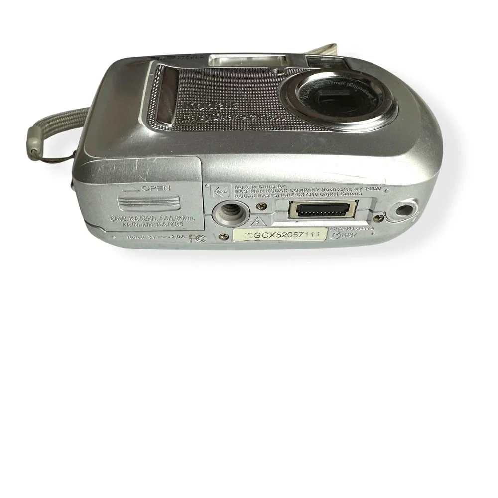 Kodak EasyShare CX7300 3.2 MP Digital Camera - Silver,‎ For parts - Untested